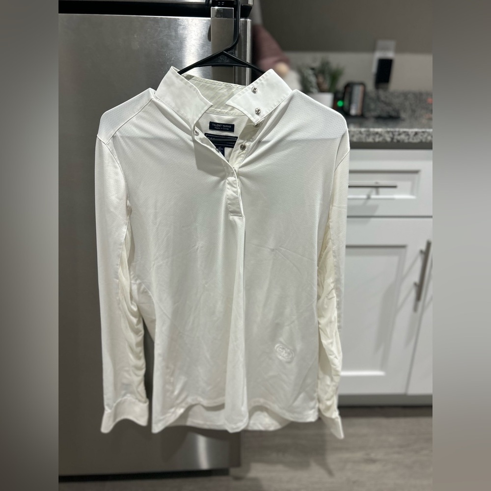 Women's Essex classics show shirt